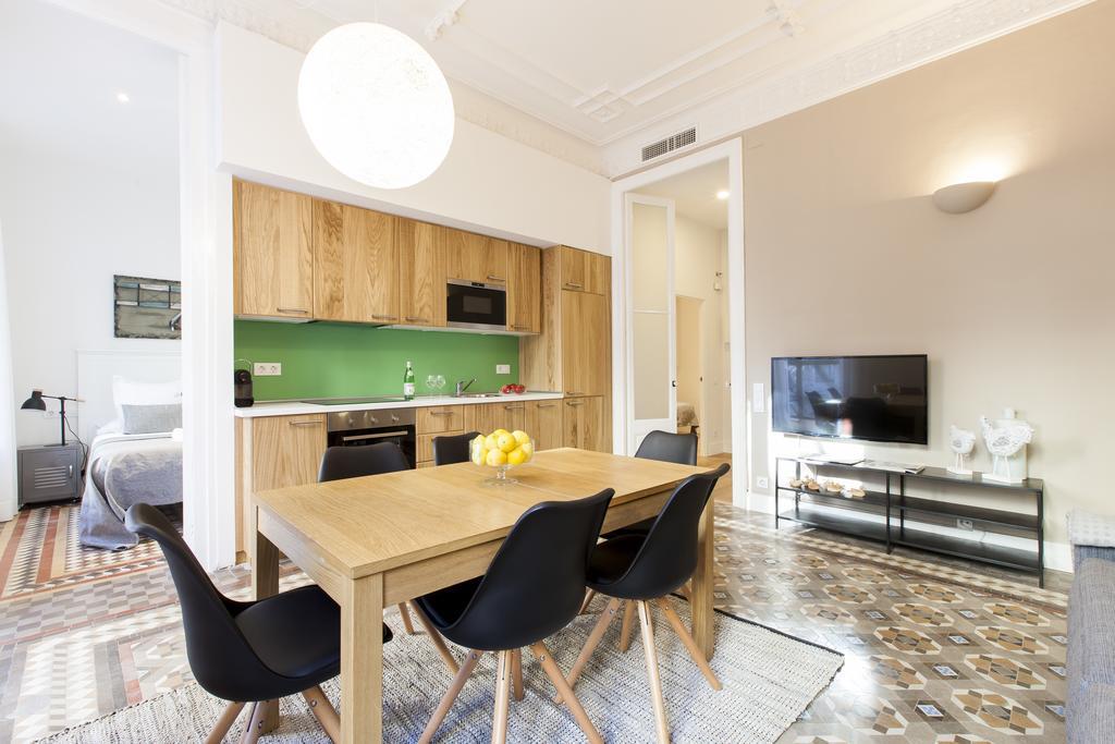 Aspasios Urquinaona Apartments Barcelona Bagian luar foto